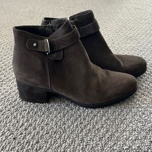 Naturalizer Dark Brown Suede Ankle Booties chocolate truffle brown